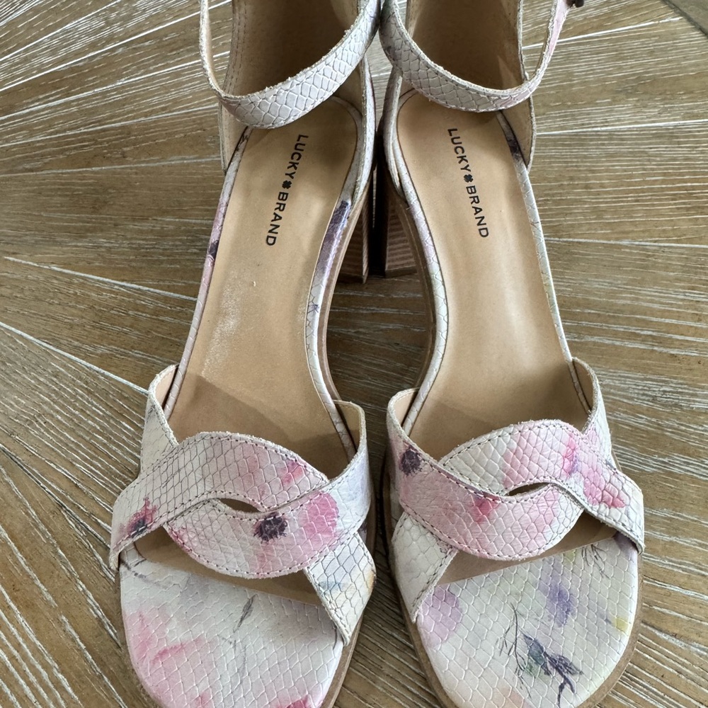 Lucky Brand Pink and Purple Heels with Chic Design